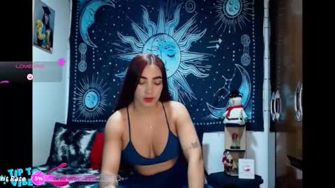 Snapshot of kylie_capricorn chatting on 12/17/25, 10:16 kylie online show from 12/17/25, 10:16