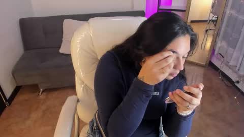 kylie online show from 02/06/26, 01:47