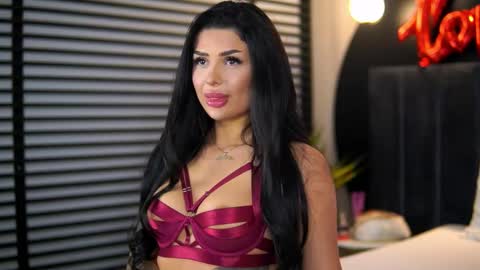 Kylie online show from 02/14/26, 08:49