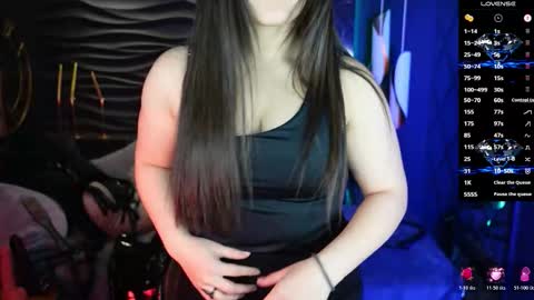 Kylie online show from 11/28/25, 01:25