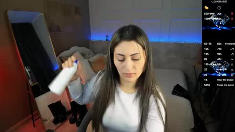 Kylie online show from 04/25/26, 01:14
