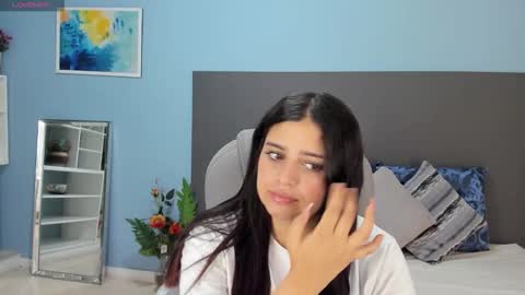 Kylie Reyes  online show from 10/25/25, 07:30