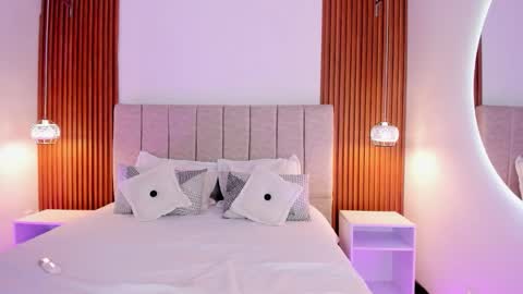 kloe sofia online show from 02/09/26, 12:20