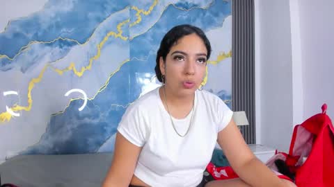 Snapshot of kylieandjhonny chatting on 12/21/25, 03:08 Kaylie And Jhony online show from 12/21/25, 03:08