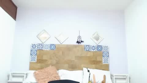 Melissa online show from 01/26/25, 04:20