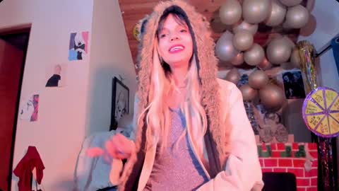   online show from 01/01/25, 12:21