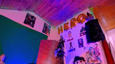   online show from 10/11/25, 04:01