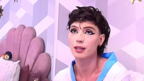 Kylie jl online show from 10/09/25, 05:33