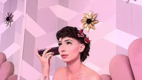 Kylie jl online show from 11/30/25, 01:09