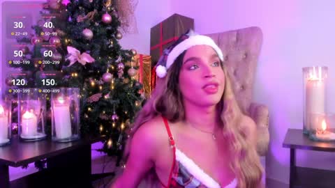 Snapshot of kylievictoria_ chatting on 12/07/24, 04:20 Kylie online show from 12/07/24, 04:20
