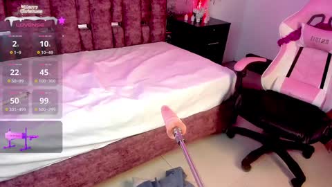 Snapshot of kylievictoria_ chatting on 12/27/24, 08:13 Kylie online show from 12/27/24, 08:13