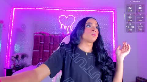 Snapshot of kylievictoria_ chatting on 02/05/25, 03:13 Kylie online show from 02/05/25, 03:13