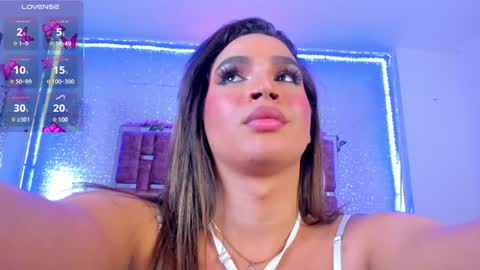Snapshot of kylievictoria_ chatting on 02/08/25, 07:59 Kylie online show from 02/08/25, 07:59
