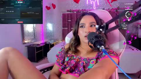 Snapshot of kylievictoria_ chatting on 02/16/25, 10:54 Kylie online show from 02/16/25, 10:54