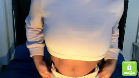 kylie white boobs online show from 04/13/26, 06:02