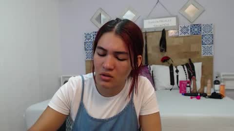 Kylie online show from 11/19/25, 11:32