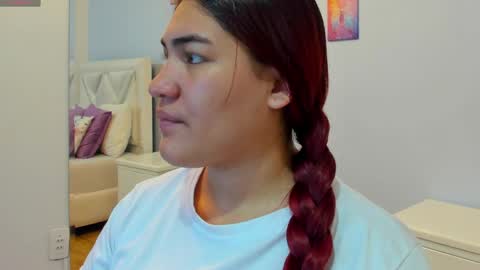 Snapshot of kyliiebaker chatting on 05/28/26, 11:18 Kylie online show from 05/28/26, 11:18