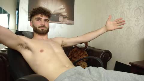 KyloEast online show from 05/18/26, 04:46