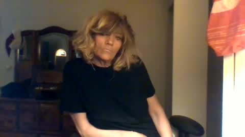 Snapshot of kym12672 chatting on 06/17/26, 12:57 kym12672 online show from 06/17/26, 12:57