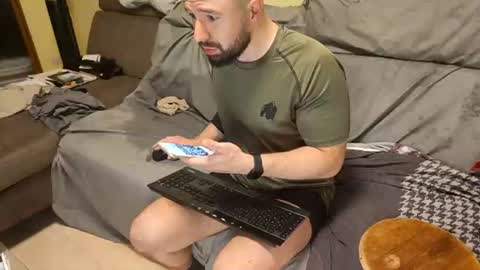 Snapshot of kynxxx chatting on 06/14/26, 02:24 Hornyman online show from 06/14/26, 02:24