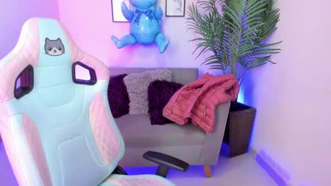 Kyomi online show from 03/04/25, 12:44