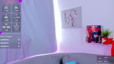 Snapshot of kyoto_sr chatting on 12/30/24, 05:44 Alejandra online show from 12/30/24, 05:44