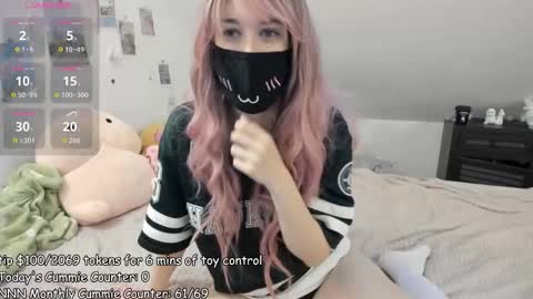 Kyra Wild online show from 11/30/25, 06:17