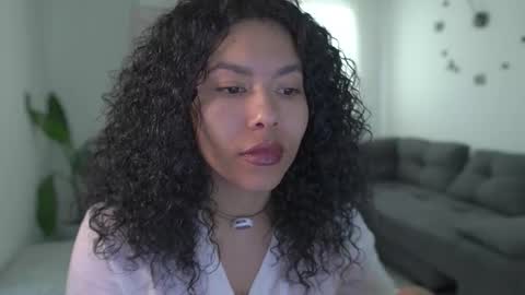 schedule 300 pm - 1100pm colombia time online show from 03/24/26, 02:00