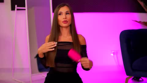 Kyssa online show from 11/28/25, 07:27