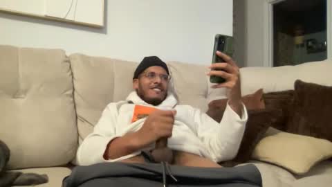 kzen37313 online show from 01/17/26, 04:22