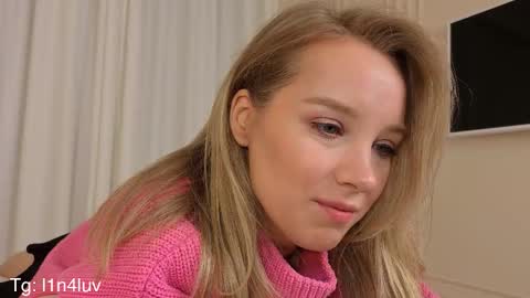 Snapshot of l1n4luv chatting on 10/27/25, 08:57 lina online show from 10/27/25, 08:57