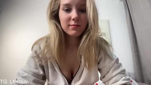 lina online show from 02/04/26, 04:24