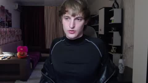 l1onkennedy online show from 11/07/25, 08:31