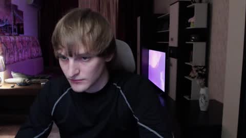 l1onkennedy online show from 11/18/25, 08:24