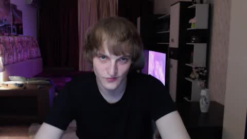 l1onkennedy online show from 12/03/25, 08:40