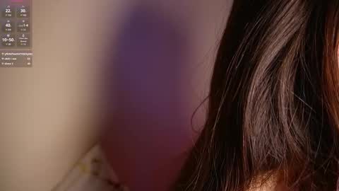 Snapshot of l1tww chatting on 11/21/25, 09:35 Malika online show from 11/21/25, 09:35