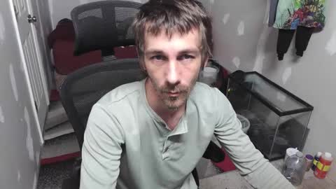 Snapshot of l1v1nth3dr3am chatting on 10/31/25, 03:07 l1v1nth3dr3am online show from 10/31/25, 03:07