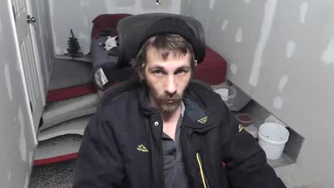 Snapshot of l1v1nth3dr3am chatting on 11/14/25, 04:28 l1v1nth3dr3am online show from 11/14/25, 04:28