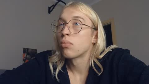 Adonis online show from 12/28/24, 01:49