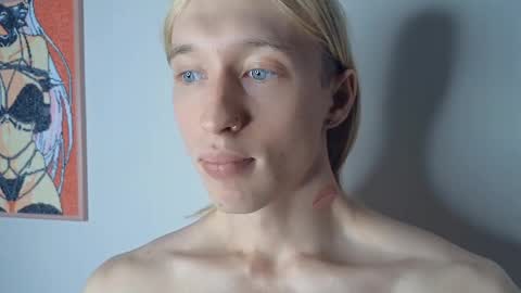 Adonis online show from 03/10/25, 09:10