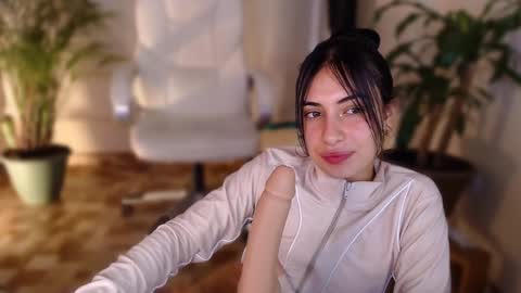 l_e_a online show from 12/04/24, 03:37