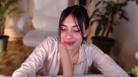 l_e_a online show from 12/04/24, 06:44