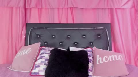 Snapshot of la_parce777 chatting on 12/10/24, 01:00 Victoria online show from 12/10/24, 01:00