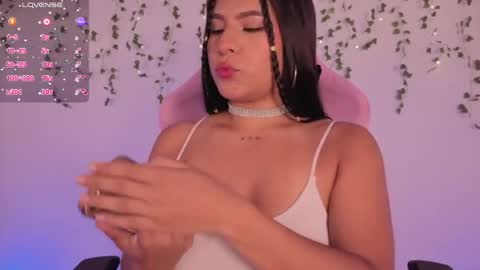 Victoria  online show from 04/06/26, 10:11