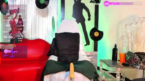 Snapshot of la_ratona_1 chatting on 07/11/26, 11:57 AriSaray online show from 07/11/26, 11:57