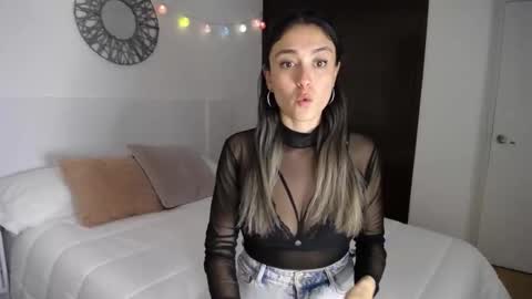 Catalina online show from 03/08/26, 02:37