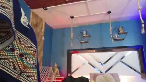 Cris  online show from 11/08/25, 11:10