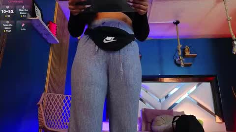 Cris  online show from 11/29/25, 11:13