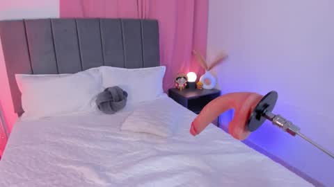 lana  foxx Model  independient online show from 11/28/25, 01:19