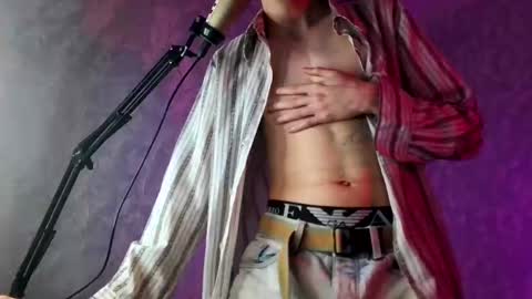 Marco online show from 03/04/25, 01:06